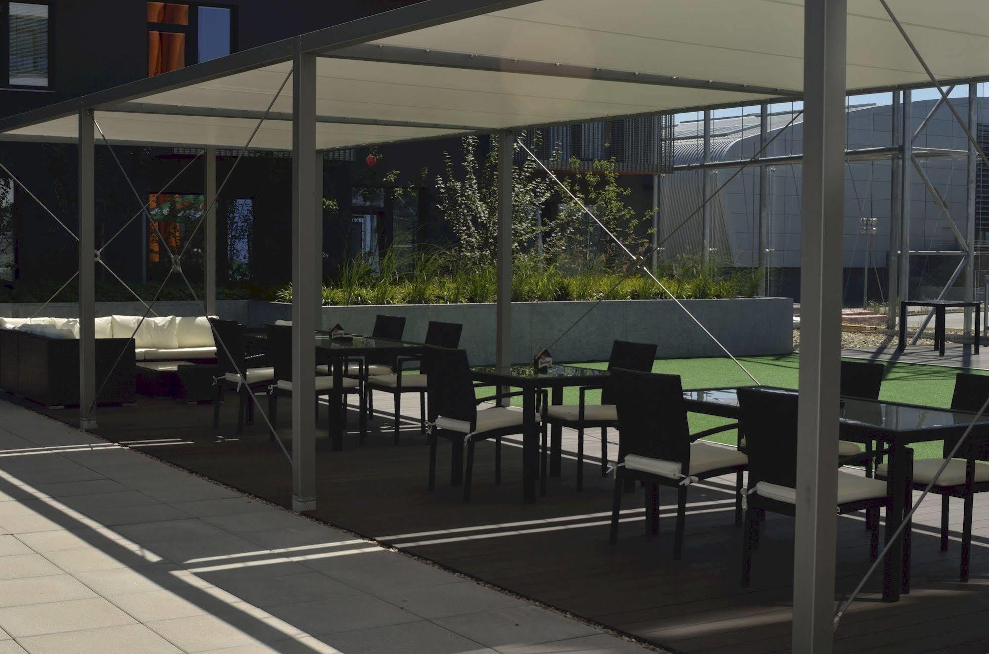Campea Aparthotel Brno Ngoại thất bức ảnh